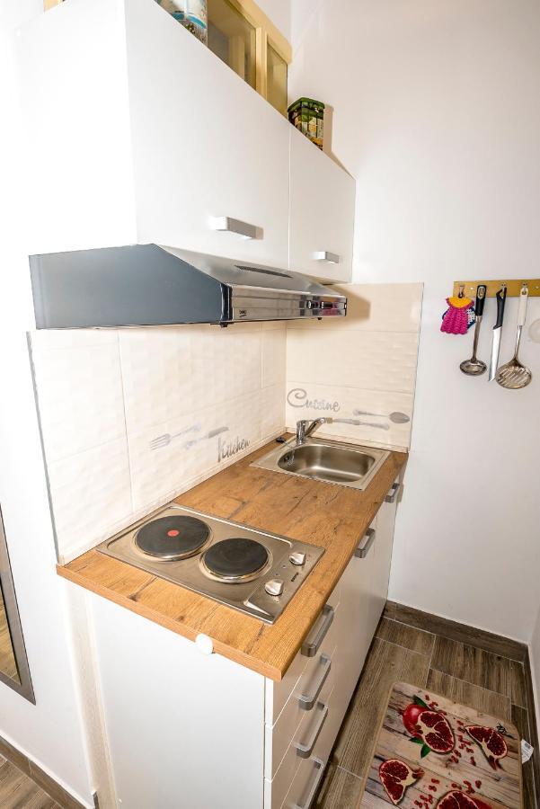 Guest House Ab Adria Home Ровинь Экстерьер фото