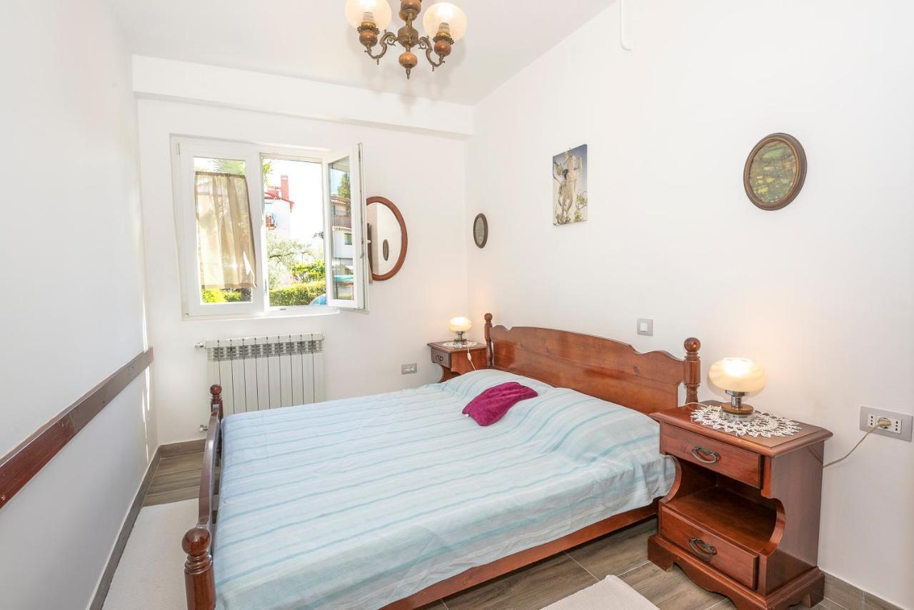 Guest House Ab Adria Home Ровинь Экстерьер фото