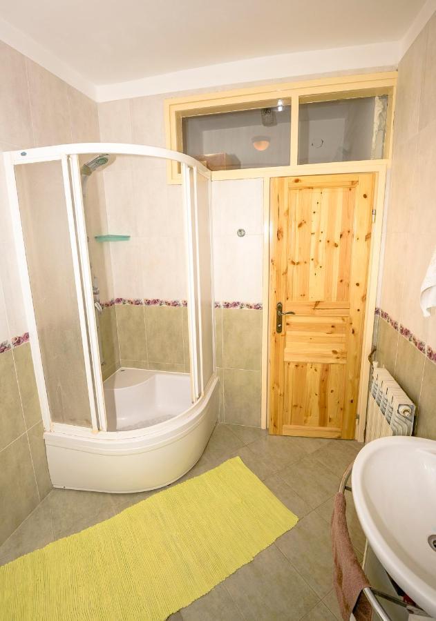 Guest House Ab Adria Home Ровинь Экстерьер фото