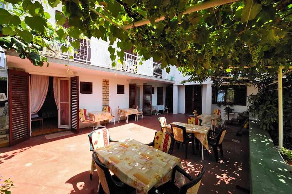 Guest House Ab Adria Home Ровинь Экстерьер фото